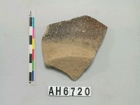 藏品(褐釉器底部殘件)的圖片